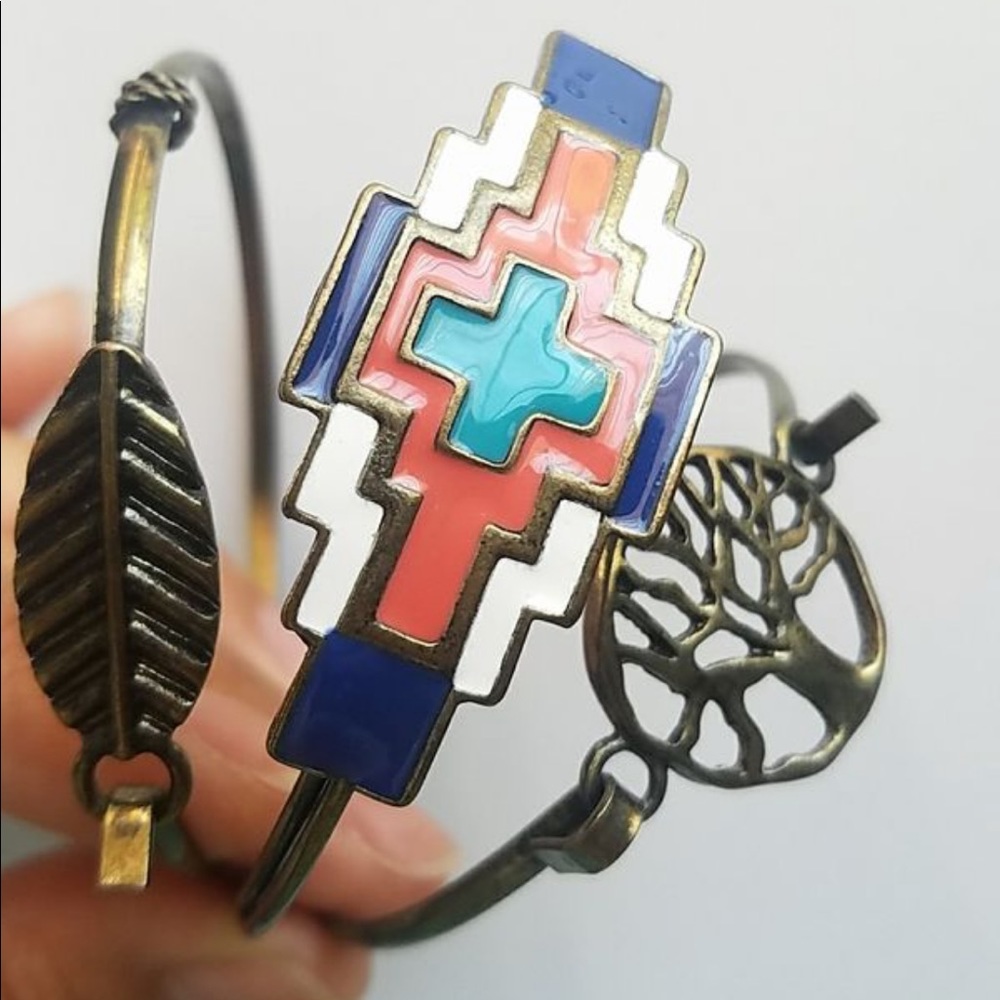 Boho-chic brass toned bracelets